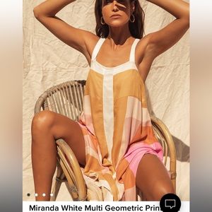 New with tags - Lulu’s Geometric white multicolor dress